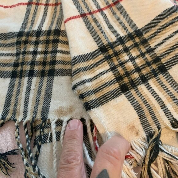 100% Cashmere Scarf Made in Scottland - Picture 2 of 3